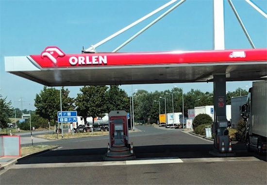 Shower camper and mobilhome in gas station Orlen Berlin